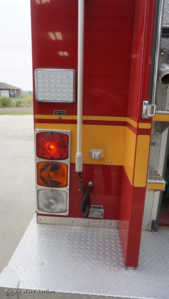 image for item DD6623 1994 HME Luverne fire truck