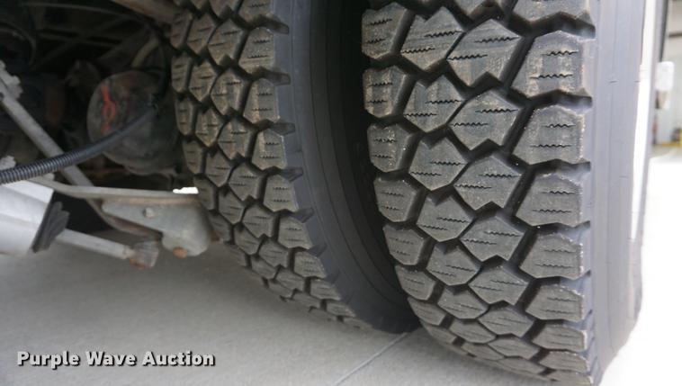 image for item DD6623 1994 HME Luverne fire truck