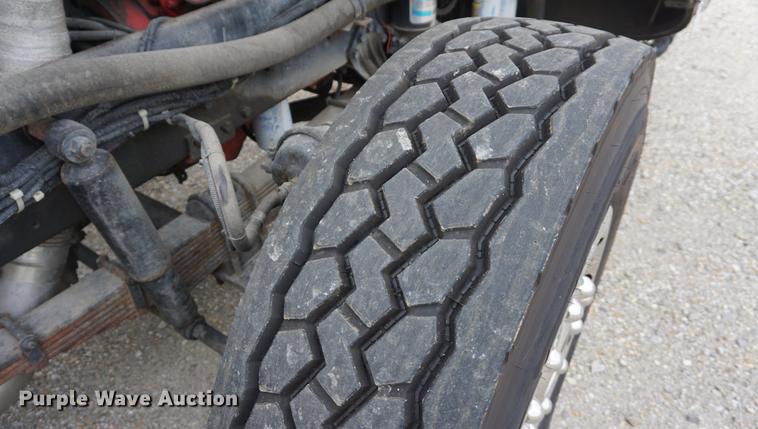 image for item DD6623 1994 HME Luverne fire truck