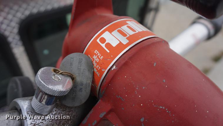 image for item DD6623 1994 HME Luverne fire truck