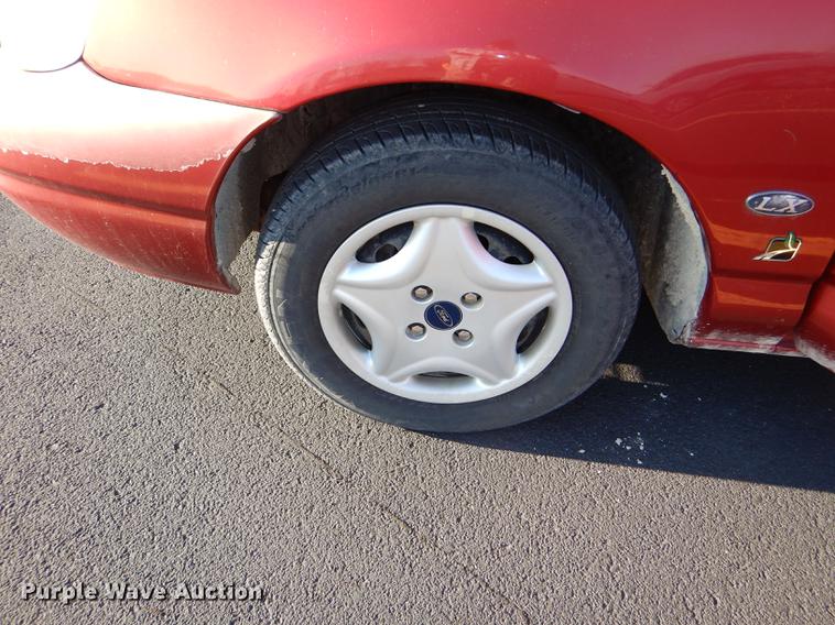 image for item DD8940 1998 Ford Contour LX