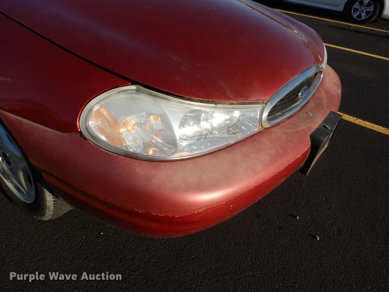 image for item DD8940 1998 Ford Contour LX