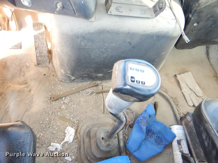 image for item DD8950 1997 Ford LT9000 rollback truck