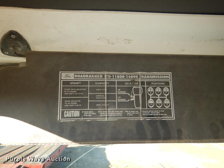 image for item DD8950 1997 Ford LT9000 rollback truck