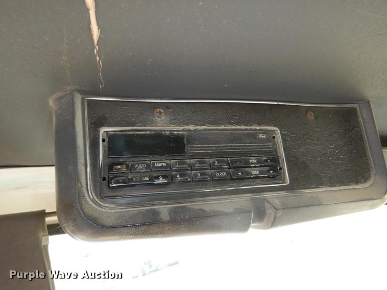 image for item DD8950 1997 Ford LT9000 rollback truck