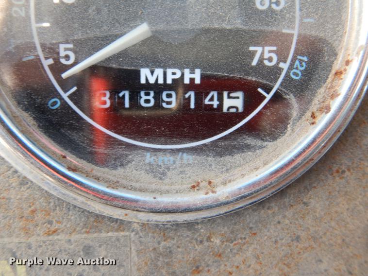 image for item DD8950 1997 Ford LT9000 rollback truck