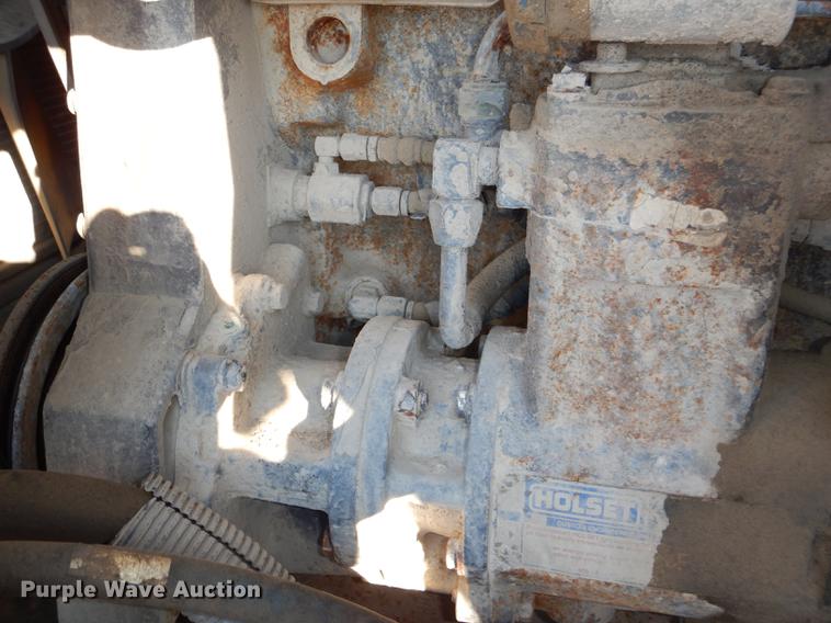 image for item DD8950 1997 Ford LT9000 rollback truck