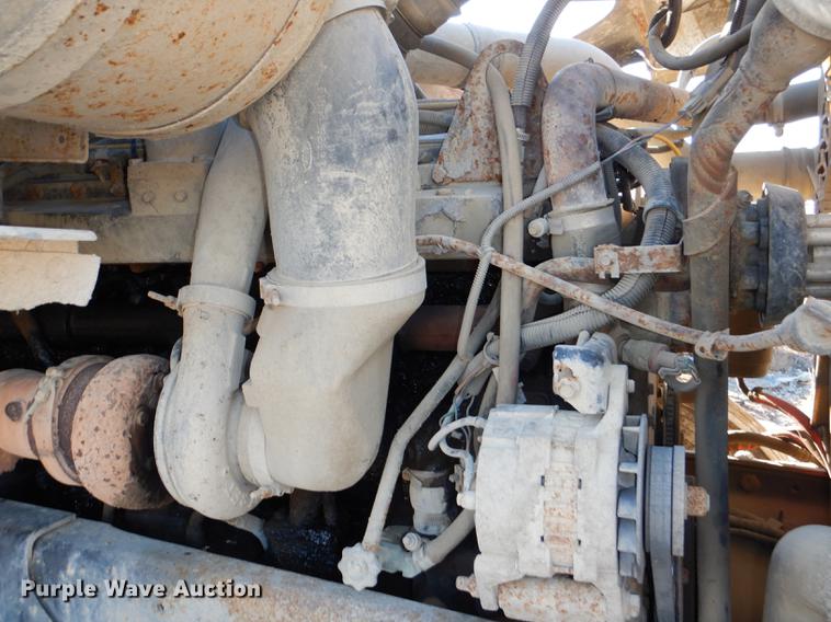 image for item DD8950 1997 Ford LT9000 rollback truck