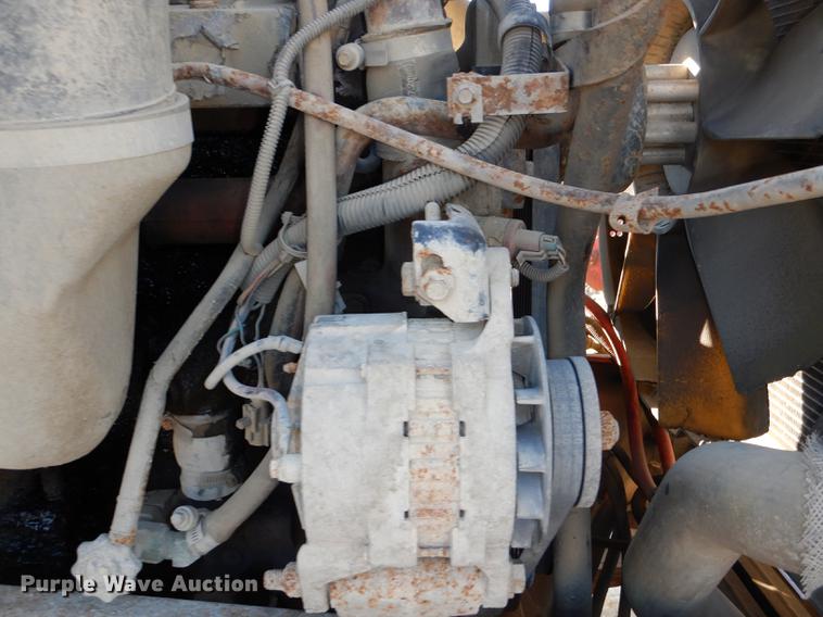 image for item DD8950 1997 Ford LT9000 rollback truck