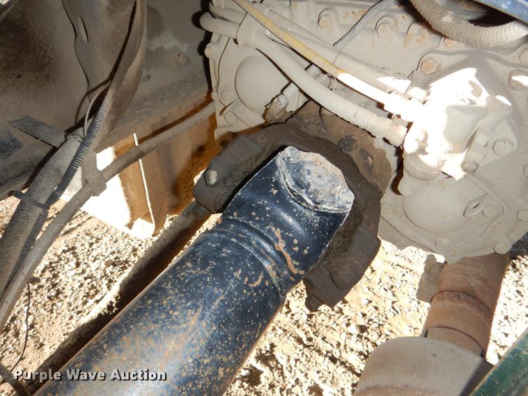 image for item DD8950 1997 Ford LT9000 rollback truck