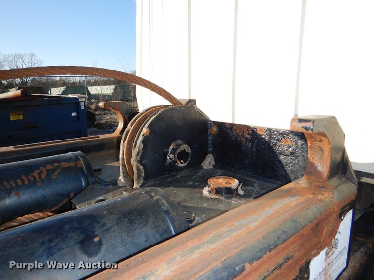 image for item DD8950 1997 Ford LT9000 rollback truck