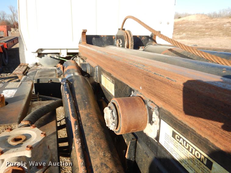 image for item DD8950 1997 Ford LT9000 rollback truck