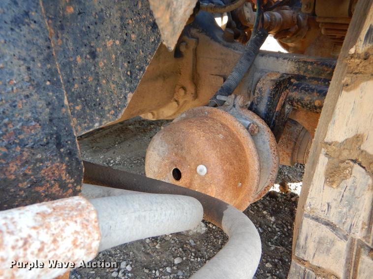 image for item DD8950 1997 Ford LT9000 rollback truck