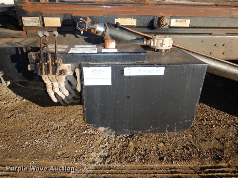 image for item DD8950 1997 Ford LT9000 rollback truck