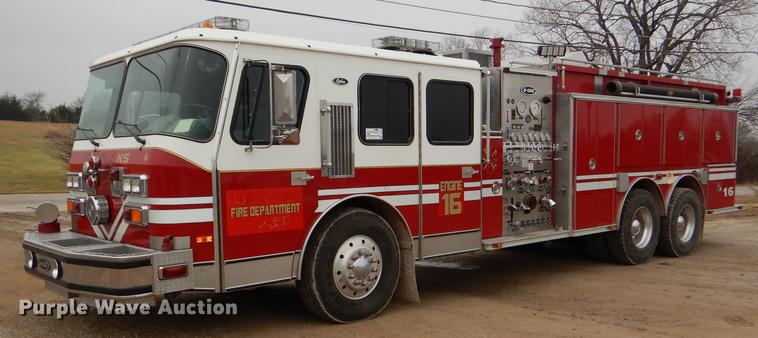 image for item DD8998 1990 E-one fire truck