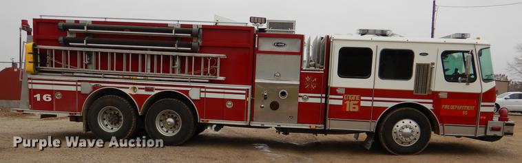 image for item DD8998 1990 E-one fire truck