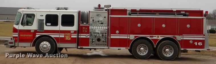 image for item DD8998 1990 E-one fire truck