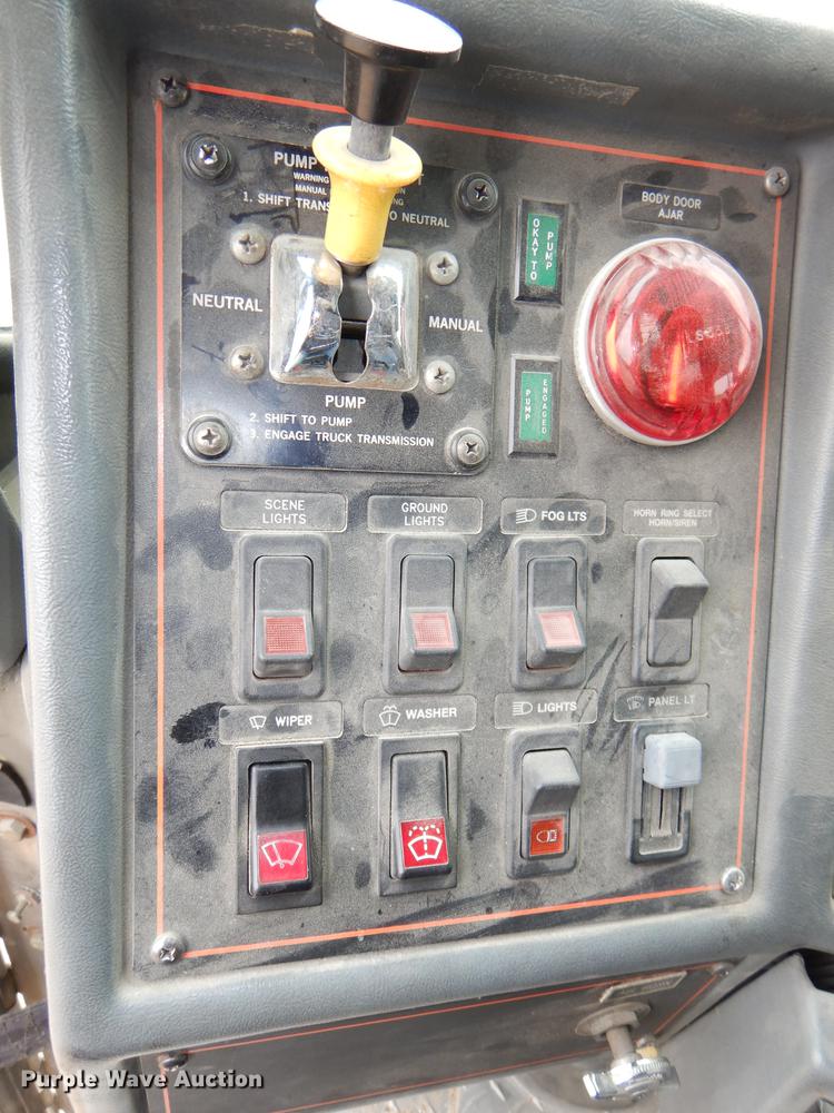 image for item DD8998 1990 E-one fire truck