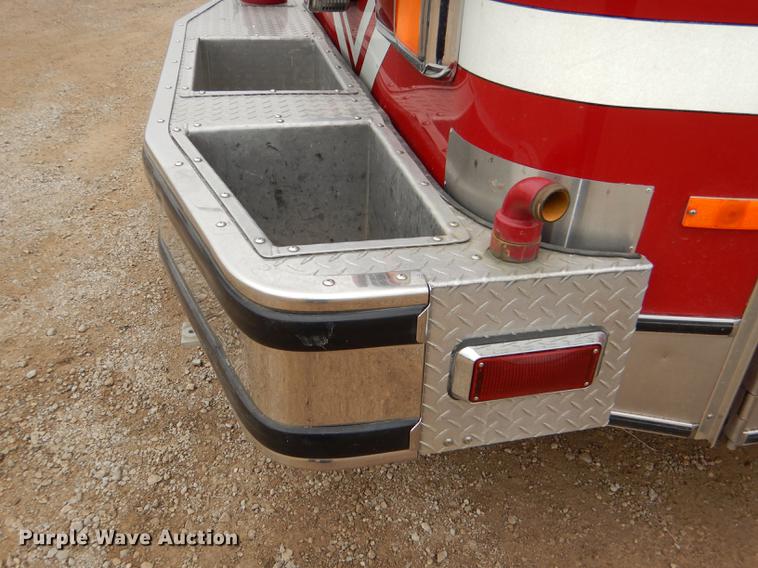 image for item DD8998 1990 E-one fire truck