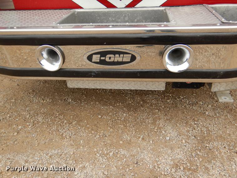 image for item DD8998 1990 E-one fire truck