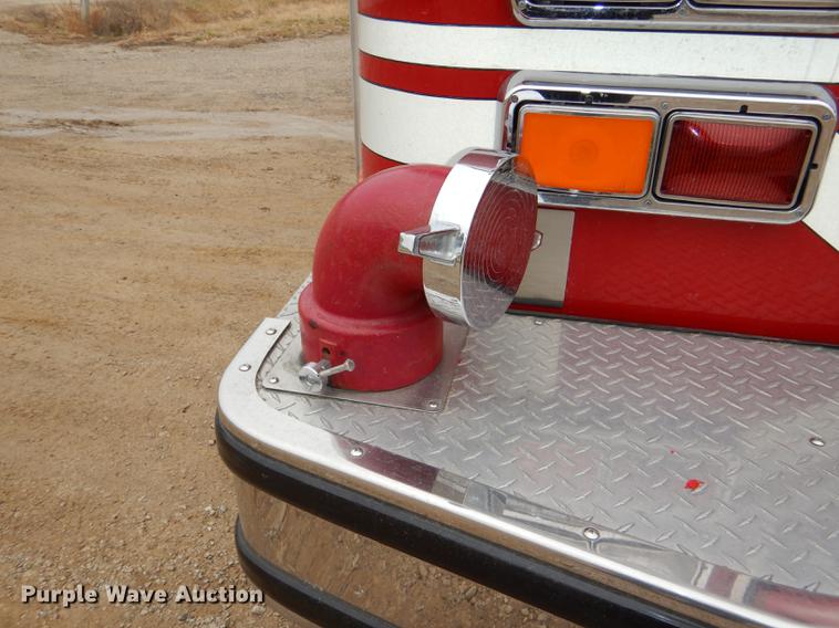 image for item DD8998 1990 E-one fire truck