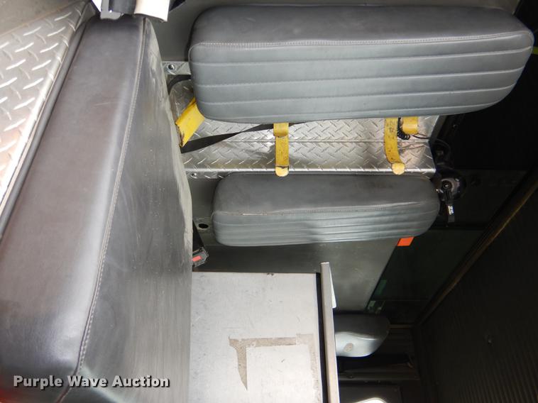 image for item DD8998 1990 E-one fire truck