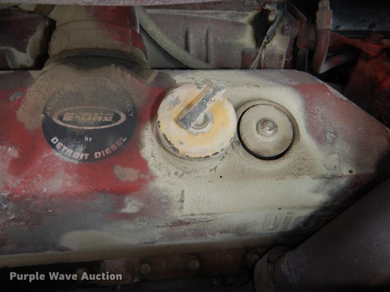 image for item DD8998 1990 E-one fire truck