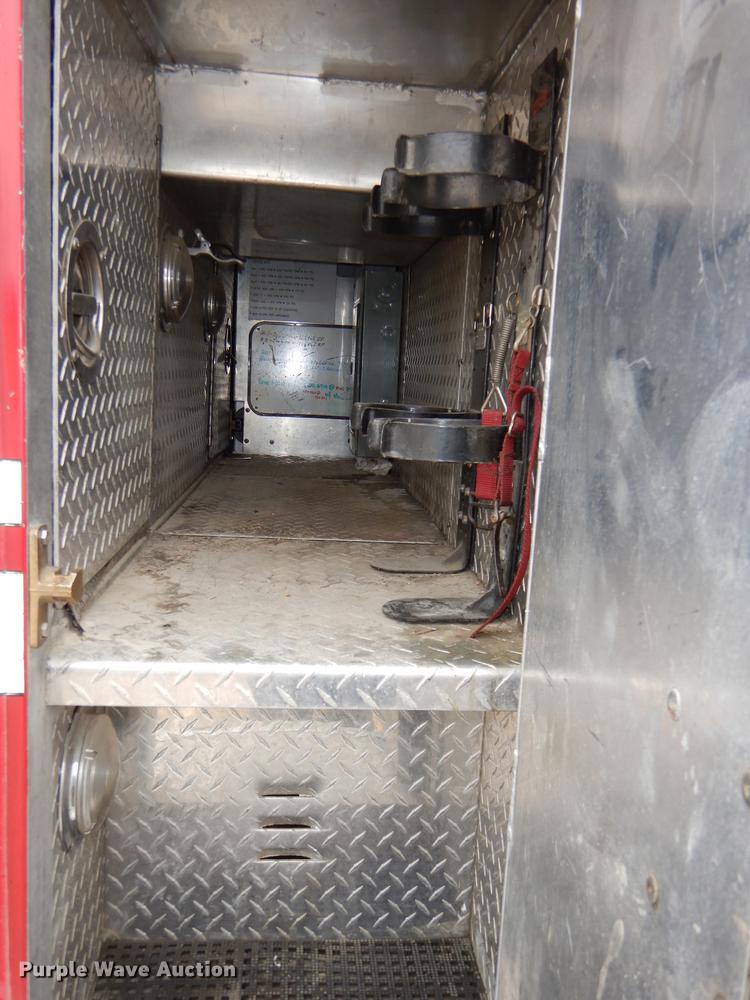 image for item DD8998 1990 E-one fire truck