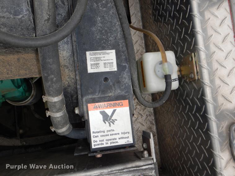 image for item DD8998 1990 E-one fire truck