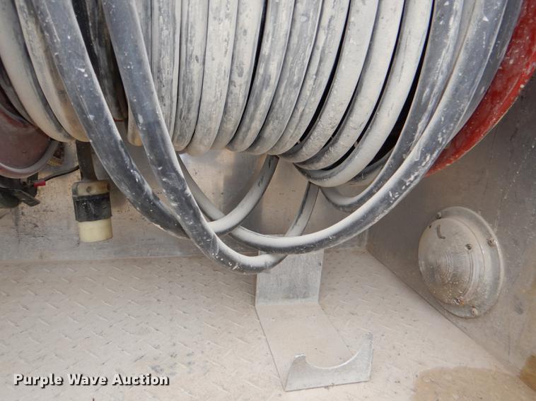 image for item DD8998 1990 E-one fire truck