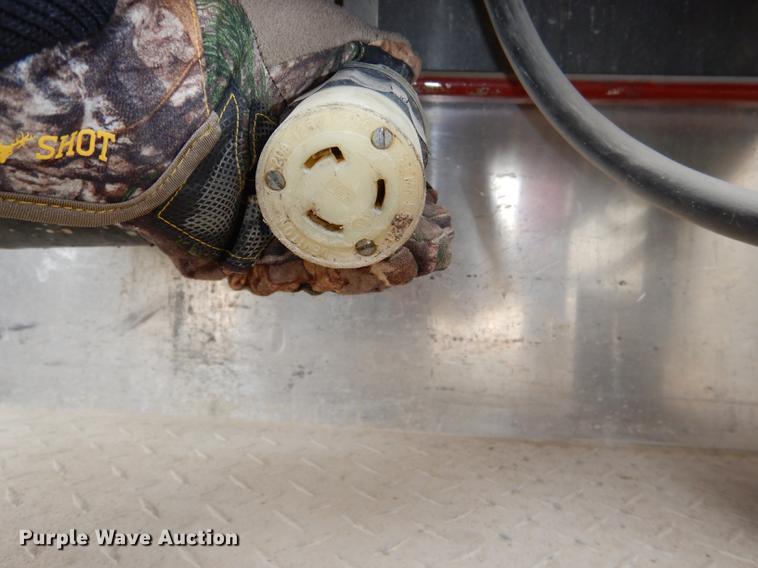 image for item DD8998 1990 E-one fire truck