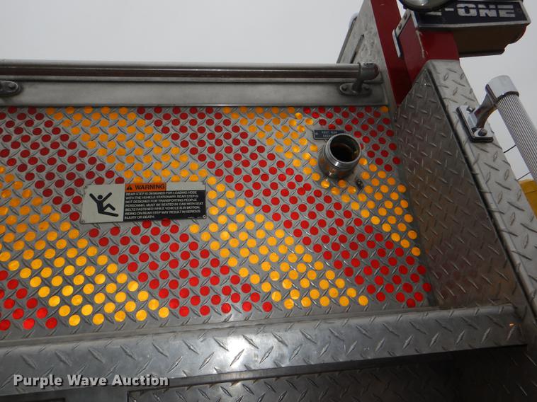 image for item DD8998 1990 E-one fire truck