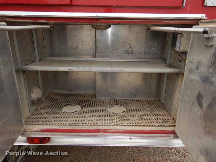 image for item DD8998 1990 E-one fire truck