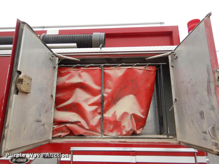 image for item DD8998 1990 E-one fire truck