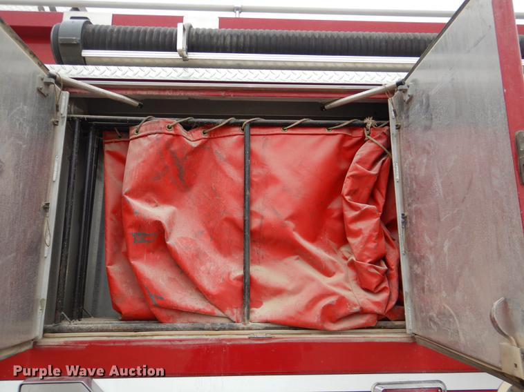 image for item DD8998 1990 E-one fire truck