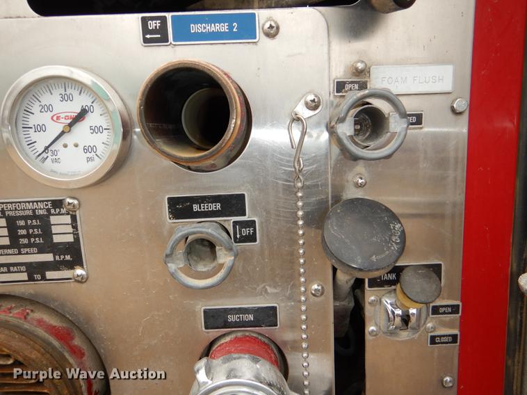 image for item DD8998 1990 E-one fire truck