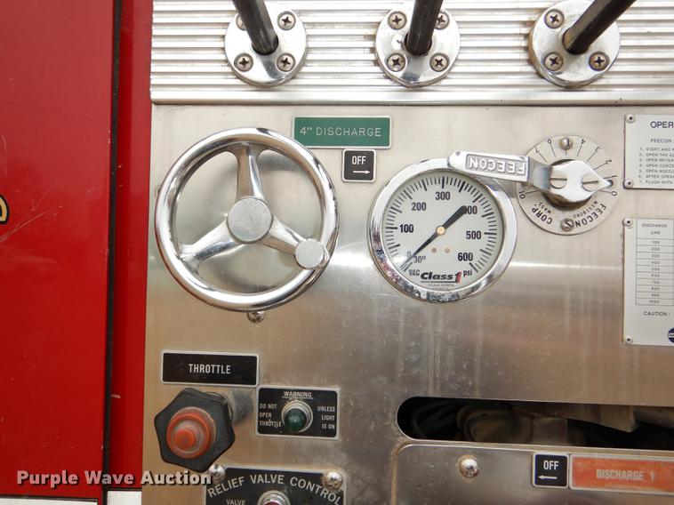 image for item DD8998 1990 E-one fire truck