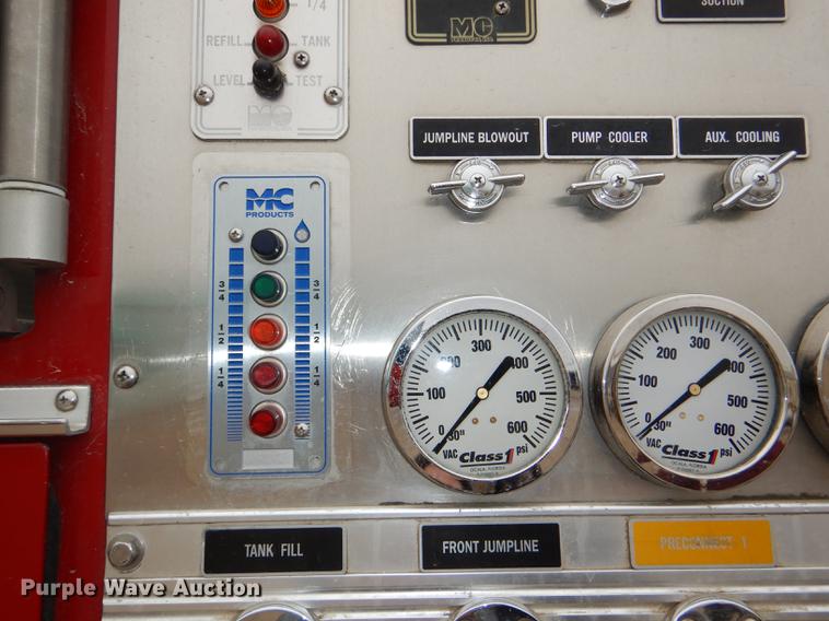 image for item DD8998 1990 E-one fire truck