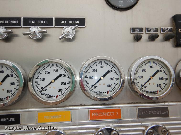 image for item DD8998 1990 E-one fire truck