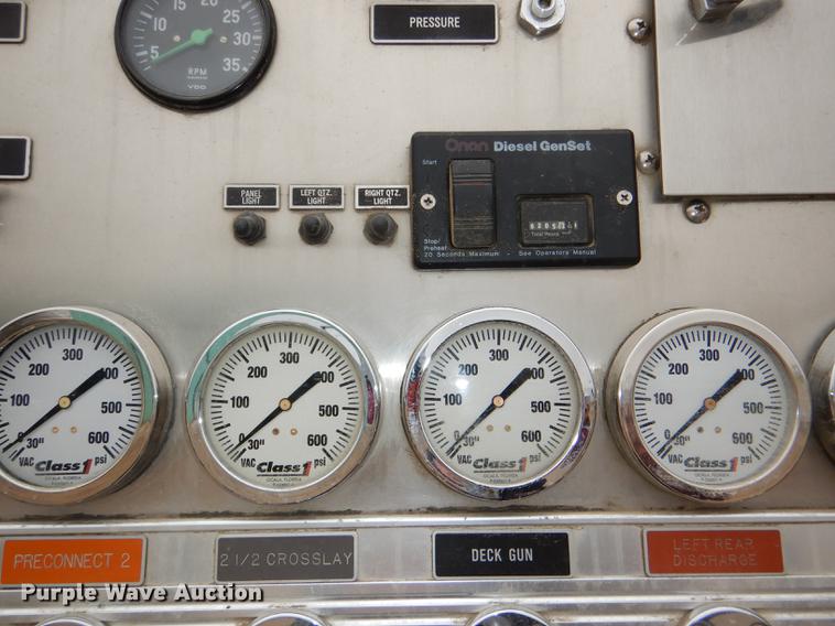 image for item DD8998 1990 E-one fire truck