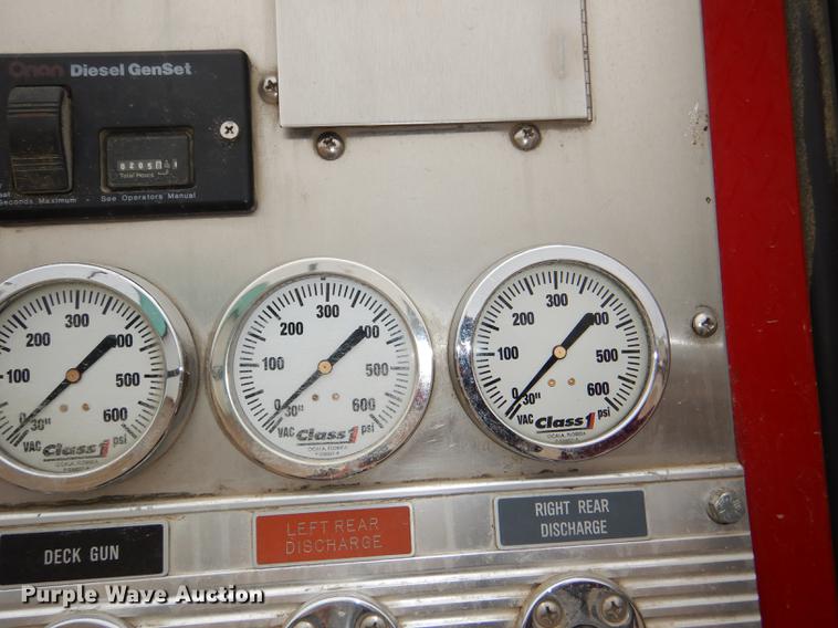 image for item DD8998 1990 E-one fire truck