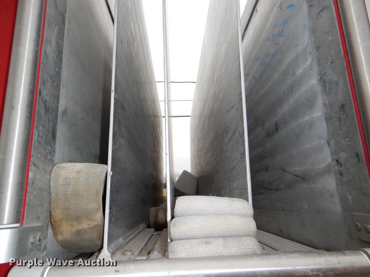 image for item DD8998 1990 E-one fire truck