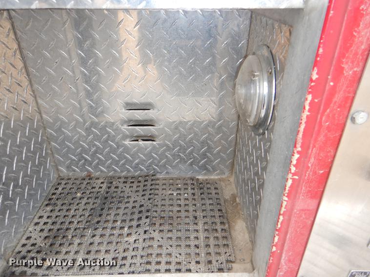 image for item DD8998 1990 E-one fire truck