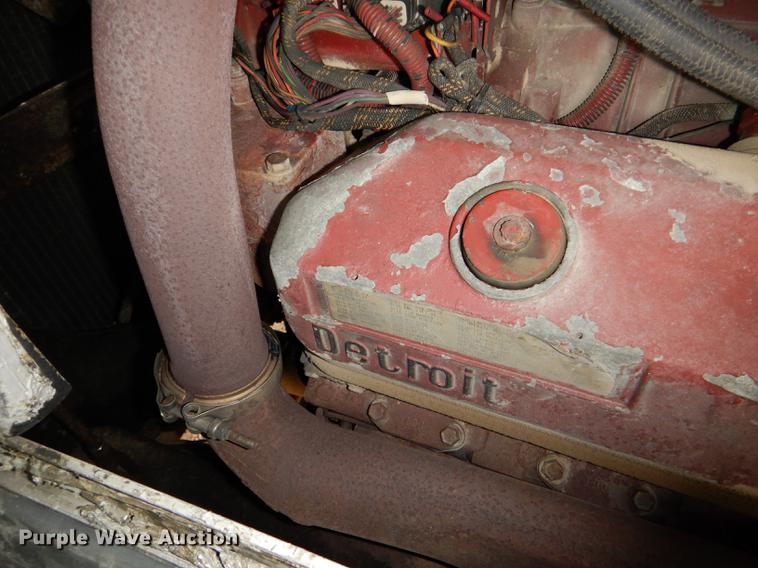 image for item DD8998 1990 E-one fire truck