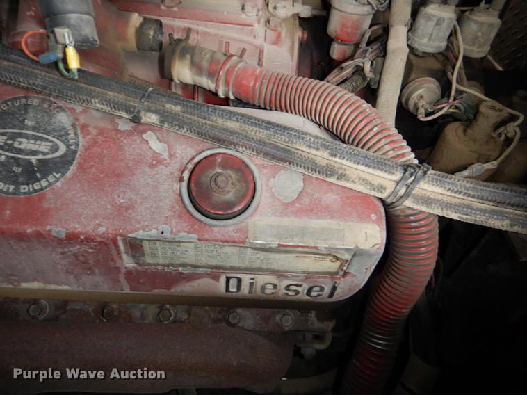 image for item DD8998 1990 E-one fire truck