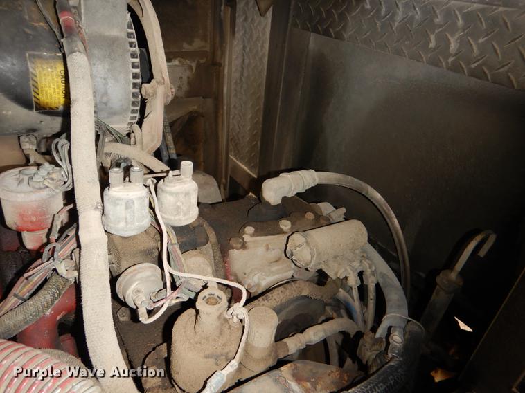 image for item DD8998 1990 E-one fire truck