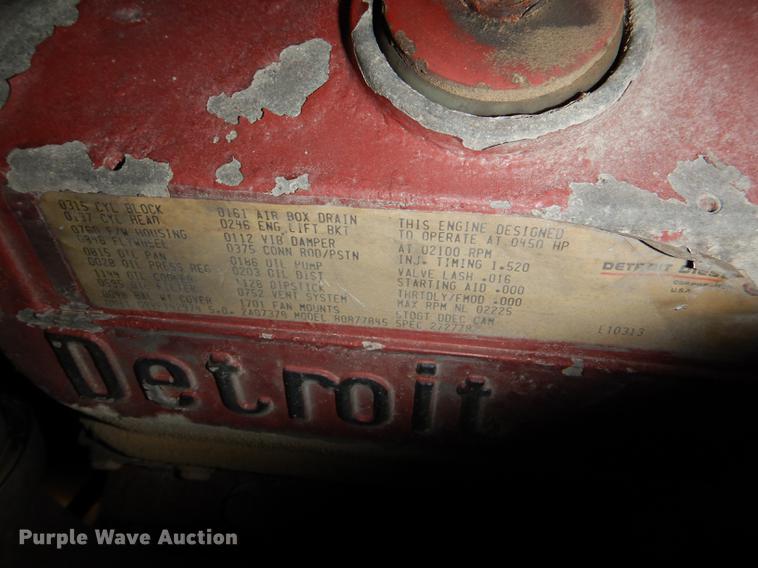 image for item DD8998 1990 E-one fire truck