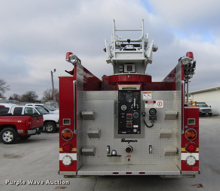 image for item DE5929 1994 Seagrave fire truck