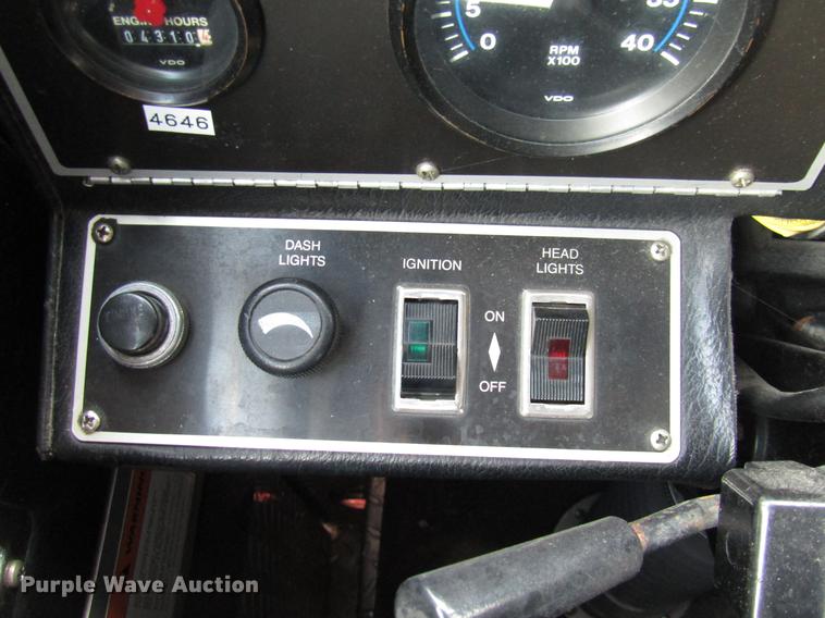 image for item DE5929 1994 Seagrave fire truck