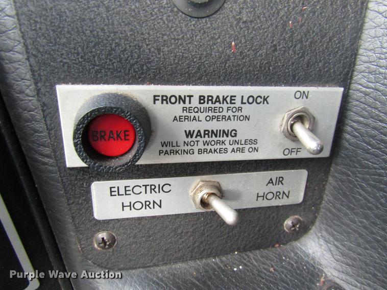 image for item DE5929 1994 Seagrave fire truck